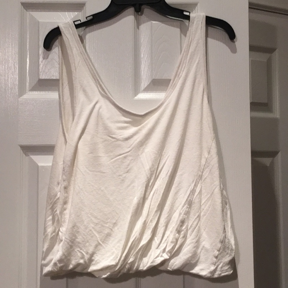 ◼️FREE PEOPLE low scoop tank M